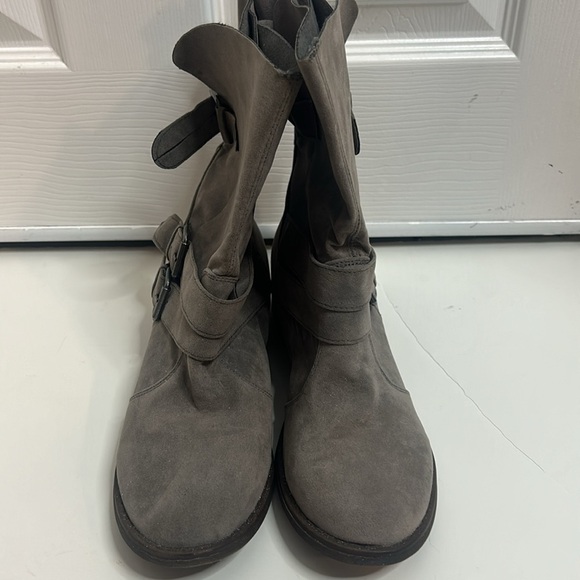 Just Fab Selene 9.5 Ankle Buckle Boots Gray - Picture 2 of 4